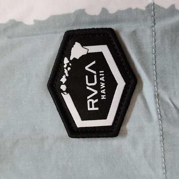 COPY - RVCA ISLAND VENTURE BOARDSHORTS Swim Trunks - Picture 2 of 11